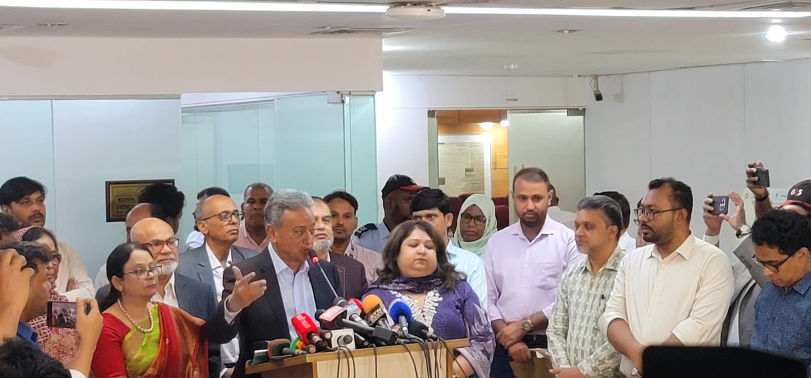 বীমা খাতের সংস্কারে আইডিআরএর উদ্যোগের প্রশংসা অর্থমন্ত্রীর